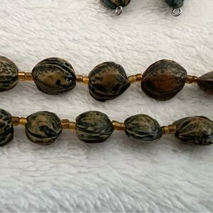 Vintage Earthy Beaded Necklace & Matching Earrings: EUC!!!